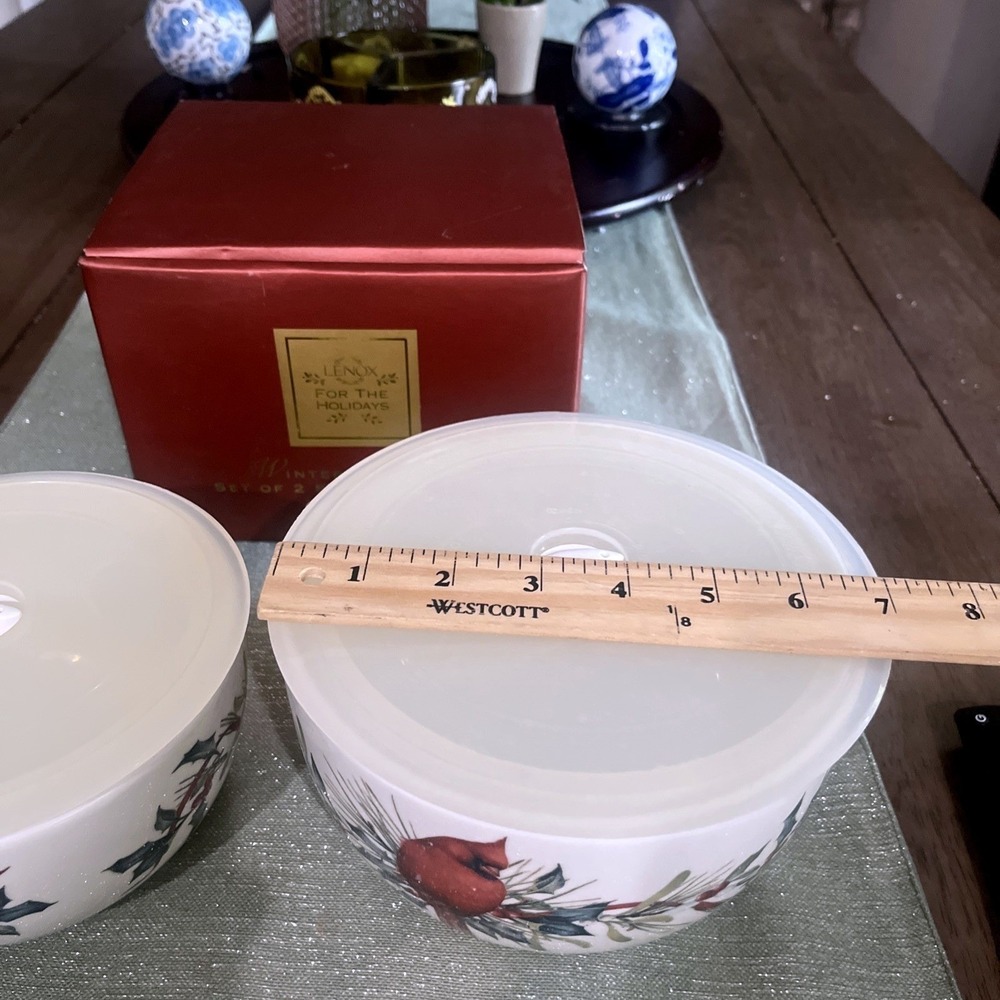 Lenox Winter Greetings Catherine McClung Set Of 2 Bowls Excellent~Original Box - Picture 3 of 11